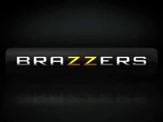 Brazzers - nagy cicik nál nél iskola - nyalás nekem -ban a locker szoba színhely starring keisha szürke és johnny si