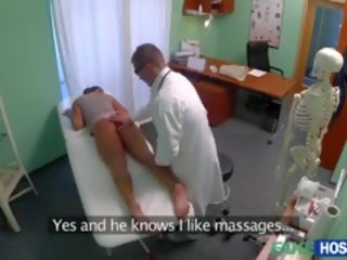 Mẹ tôi đã muốn fuck valentina tình dục việc với medic