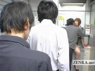 E çuditëshme japoneze post zyrë ofron gjoksmadhe gojore seks film bankomat